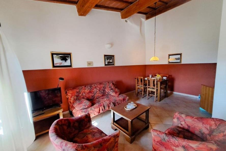 Le Valli Tuscany Pomarance Luaran gambar