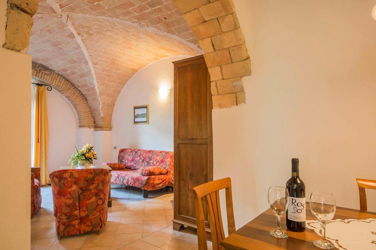 Le Valli Tuscany Pomarance Luaran gambar
